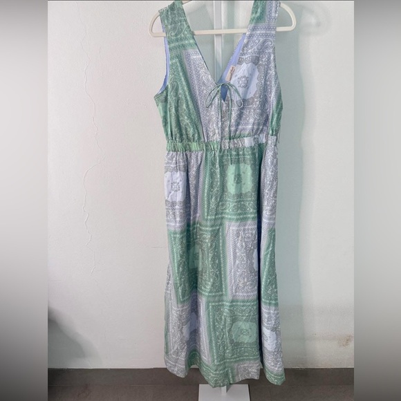 Universal Thread Green and White Sleeveless Maxi Sundress - NWT szM - Picture 2 of 5